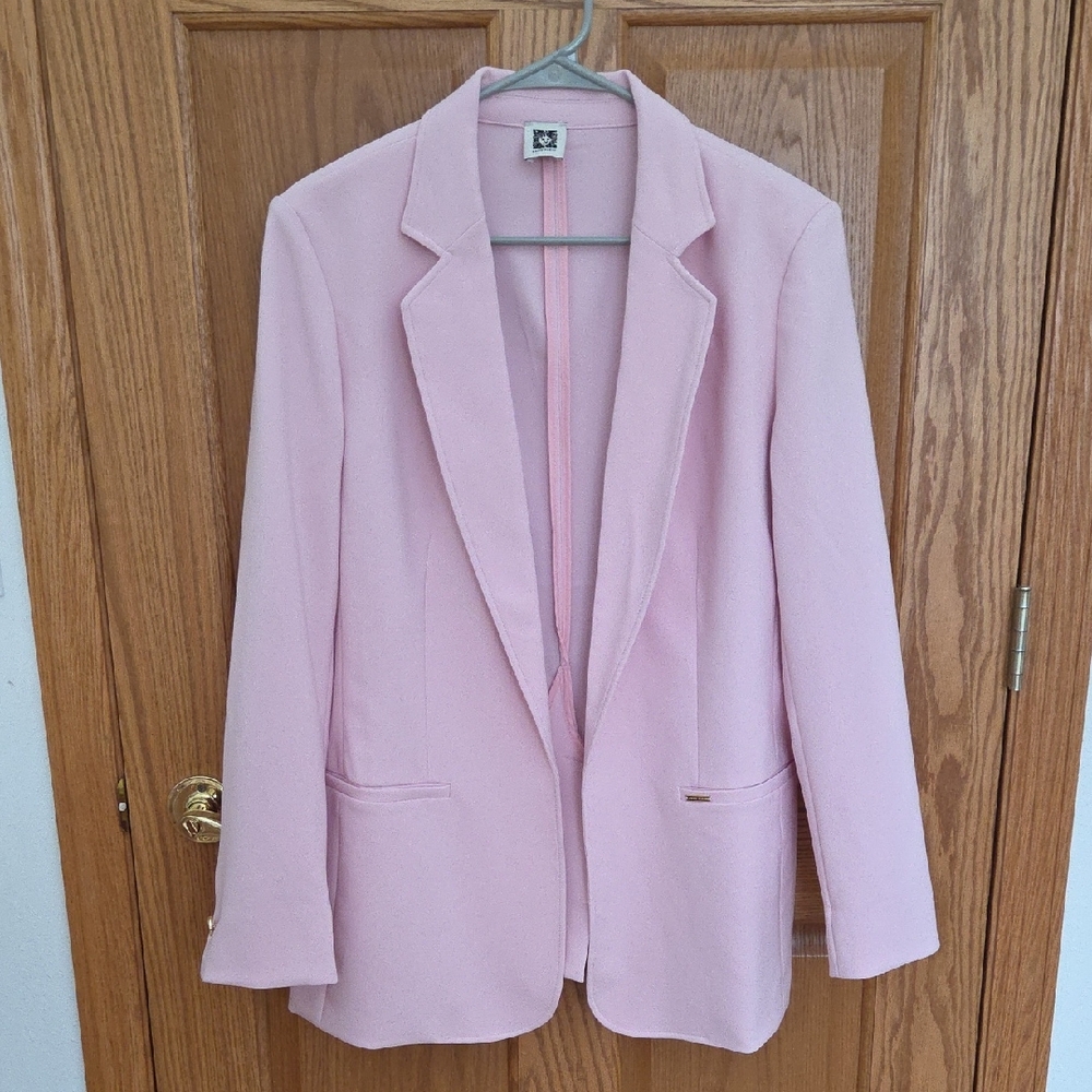 Elegant Pink Women's Blazer